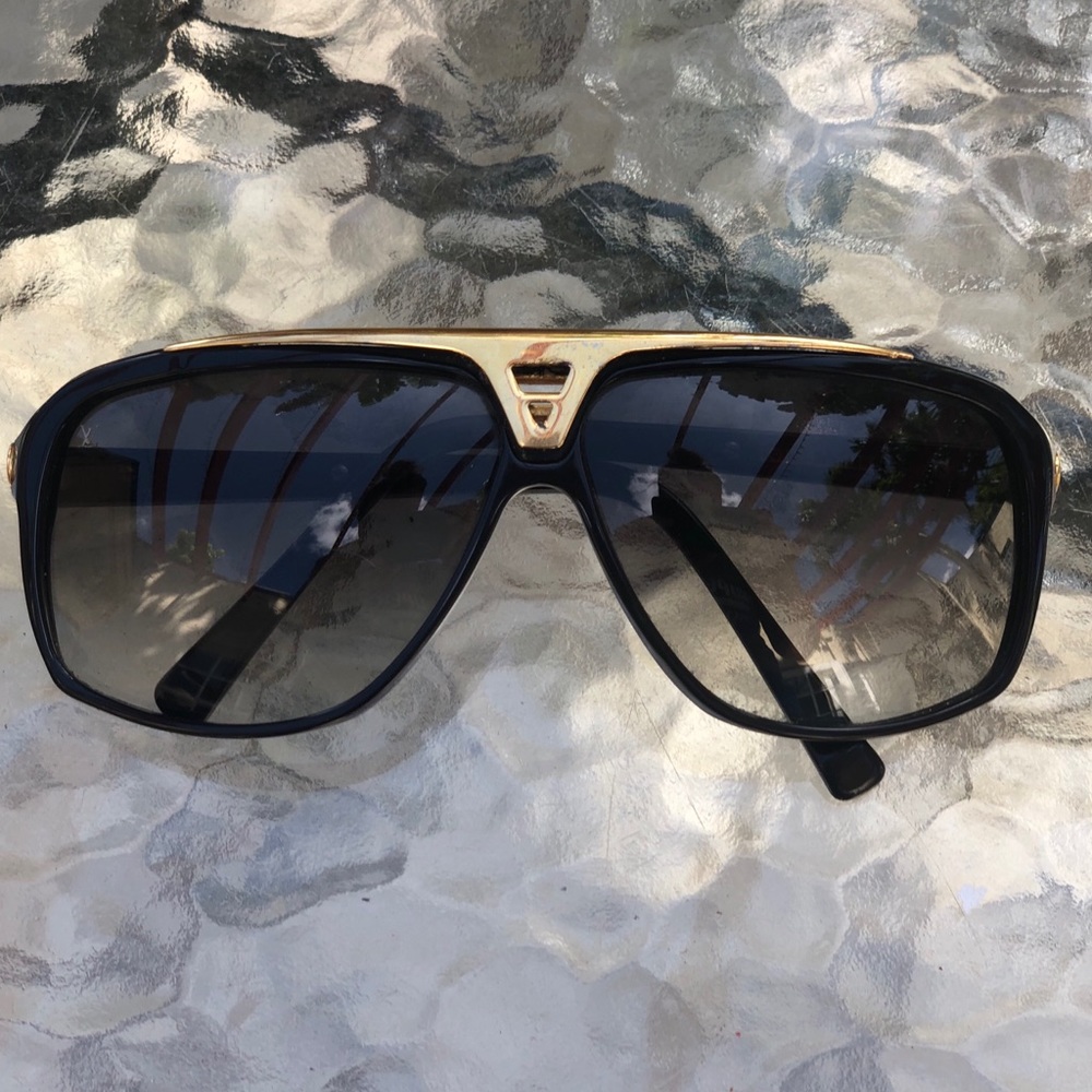 Louis Vuitton Evidence Aviator Sunglasses
